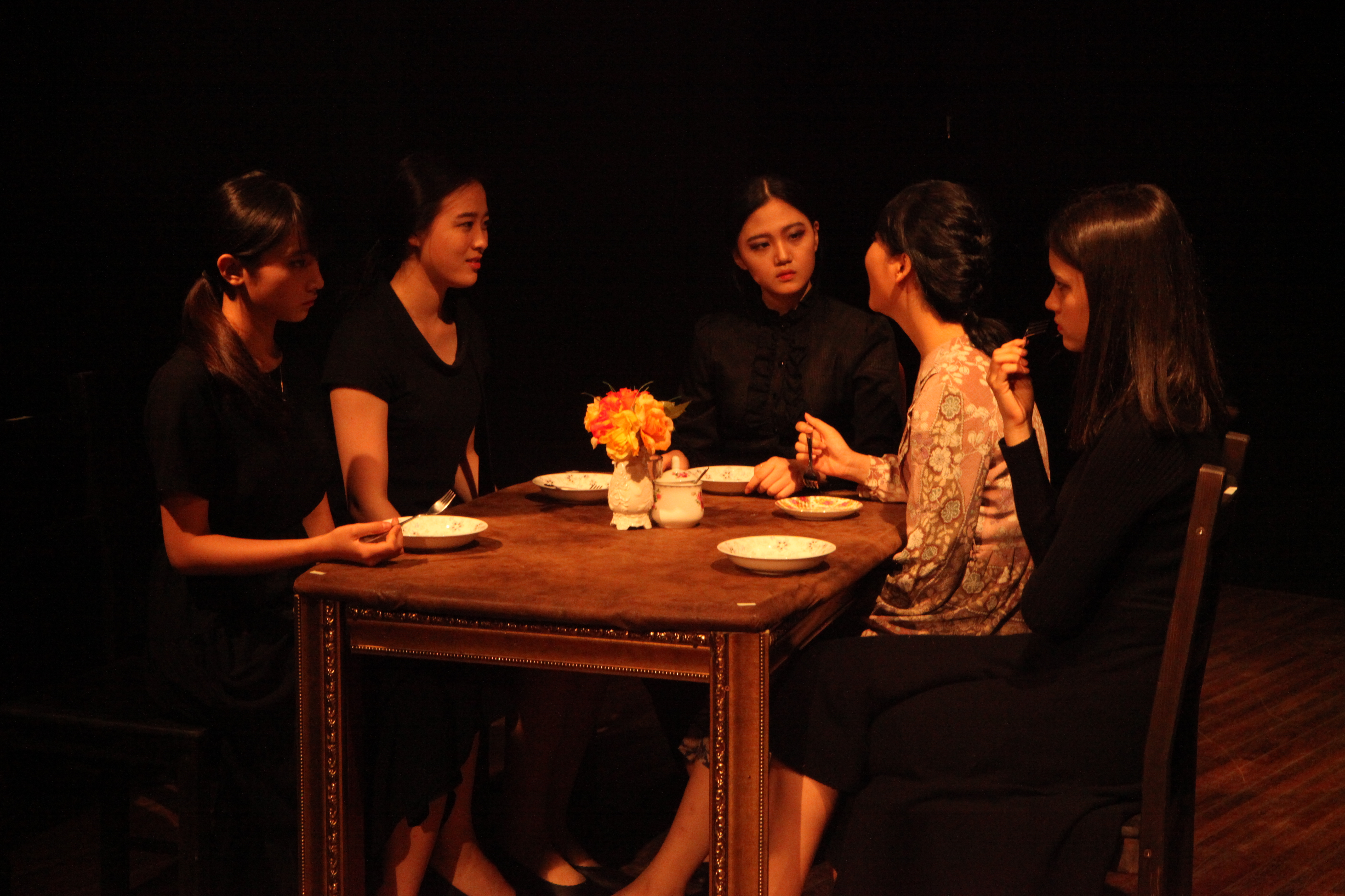 ���������� �˹��� ��