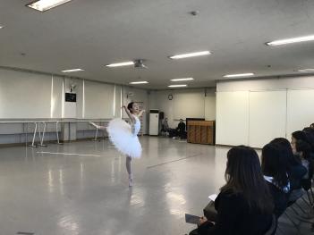 2�� ��ǰ ����� 1 ÷���̹���