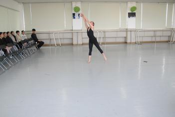 ��1�� ���Ը��ԽǱ��� ÷���̹���