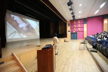 �̼��� ��ûƯ�� ÷���̹���