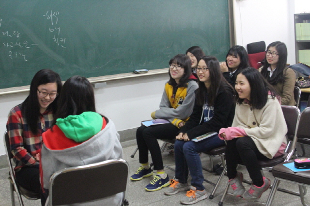 ����������