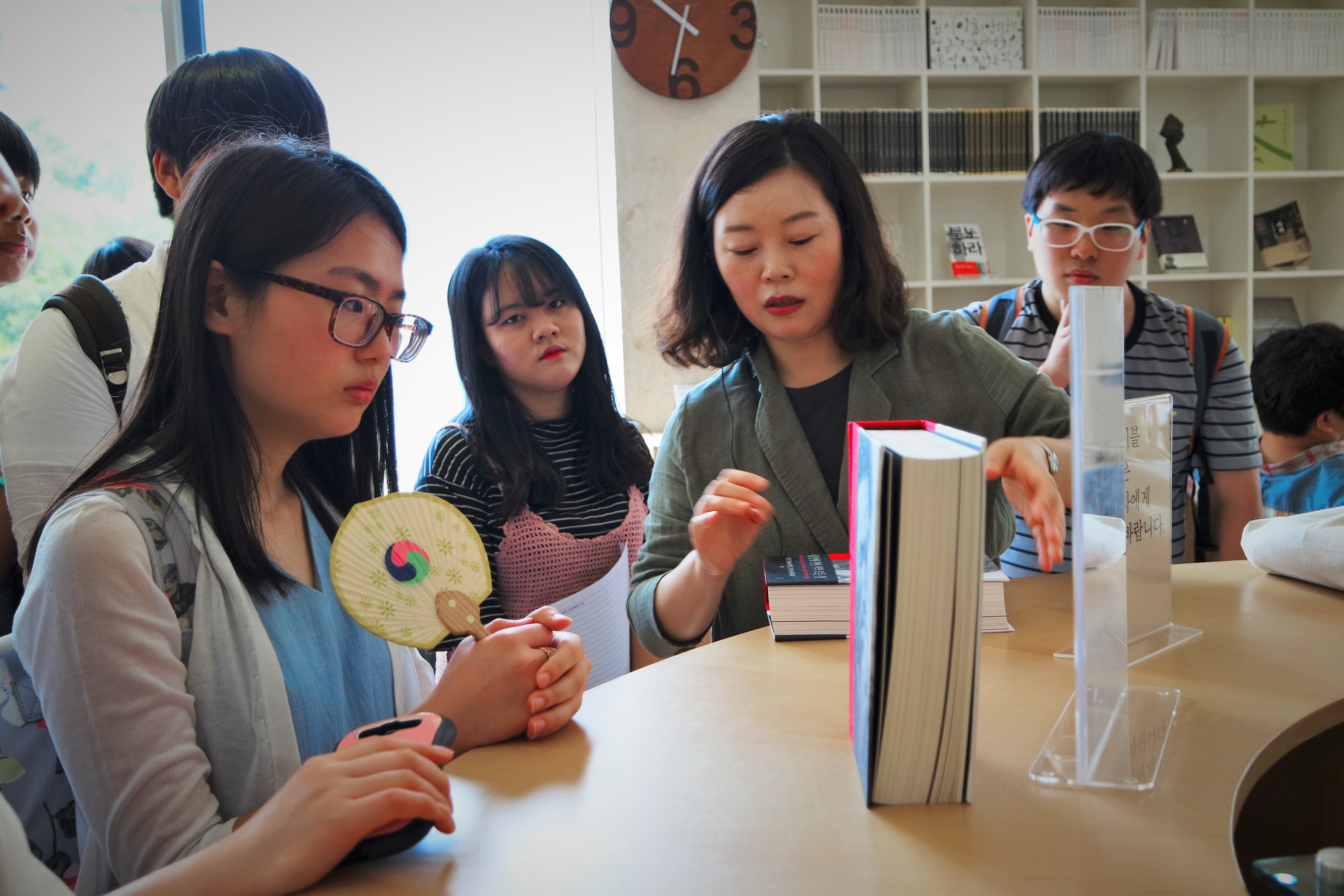 �߿� ������