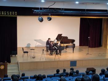 �ǾƴϽ�Ʈ ������ ������ ������Ŭ���� ÷���̹���